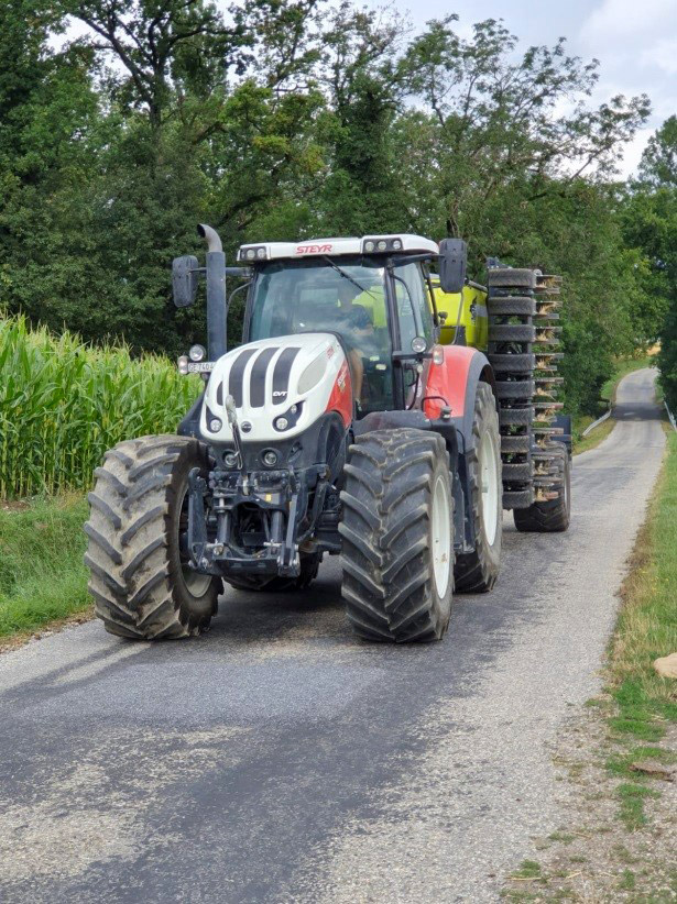 Travaux agricoles semis Neydens