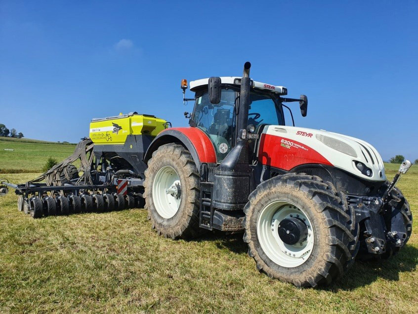 Travaux agricoles semis Neydens